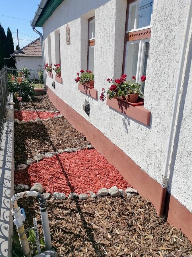 Lankás Vendégház - Hollókő Holloko Exterior foto