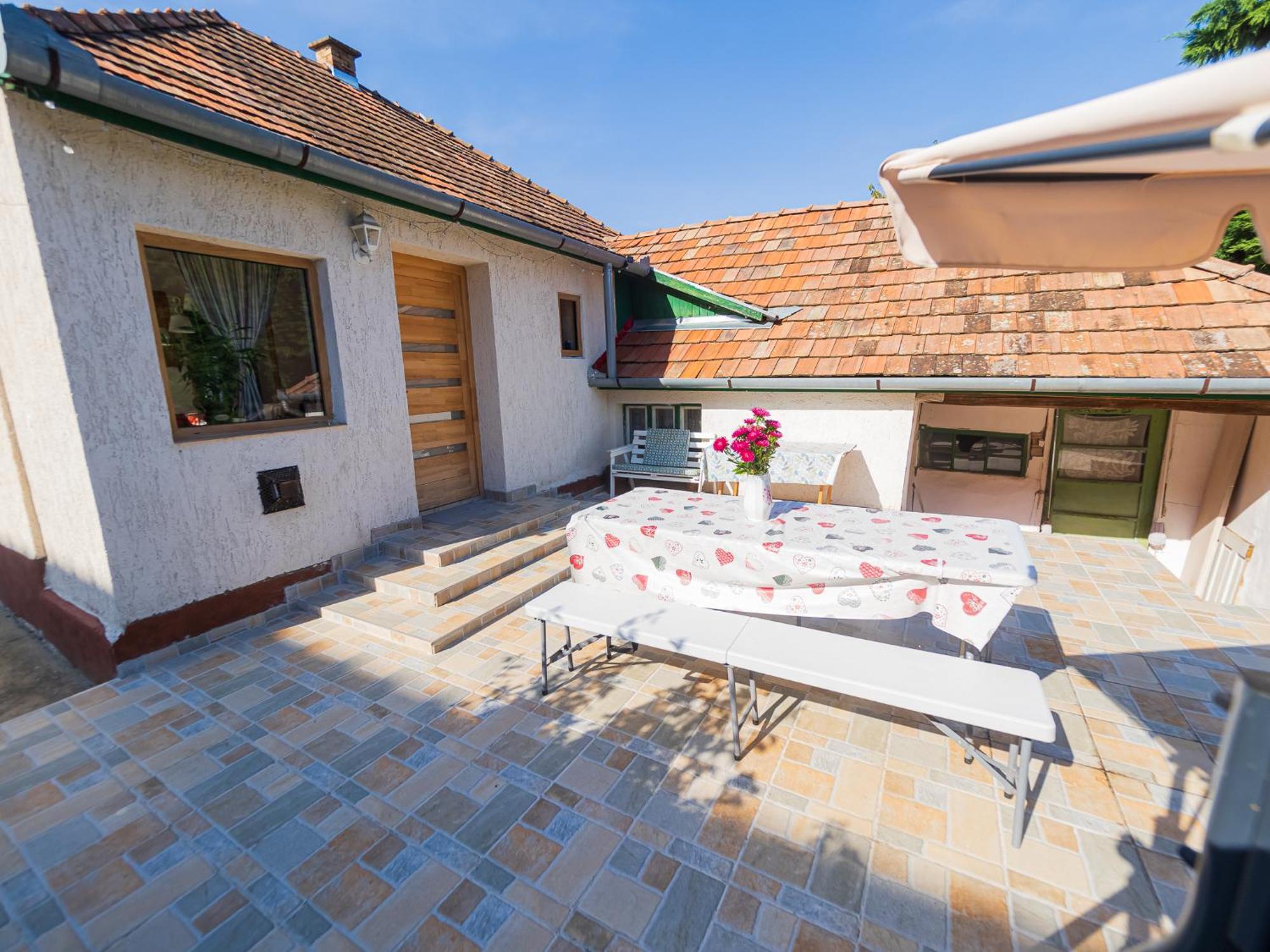 Lankás Vendégház - Hollókő Holloko Exterior foto